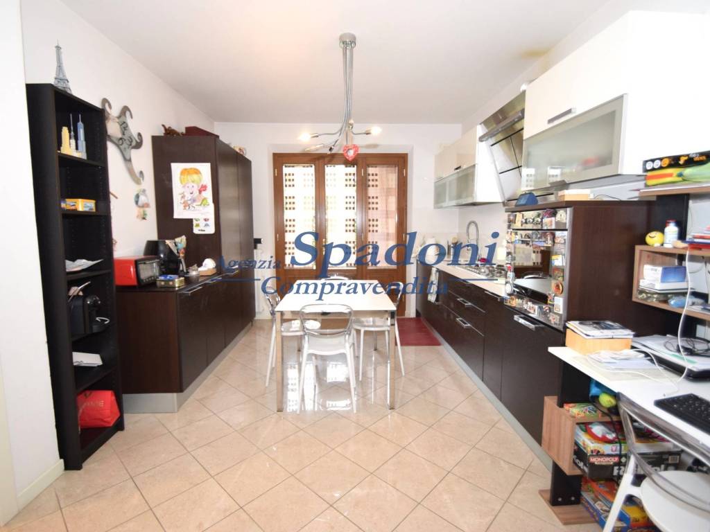 Appartamento a Montecatini-terme in Via Giacchino Rossini, 23 - Foto 4