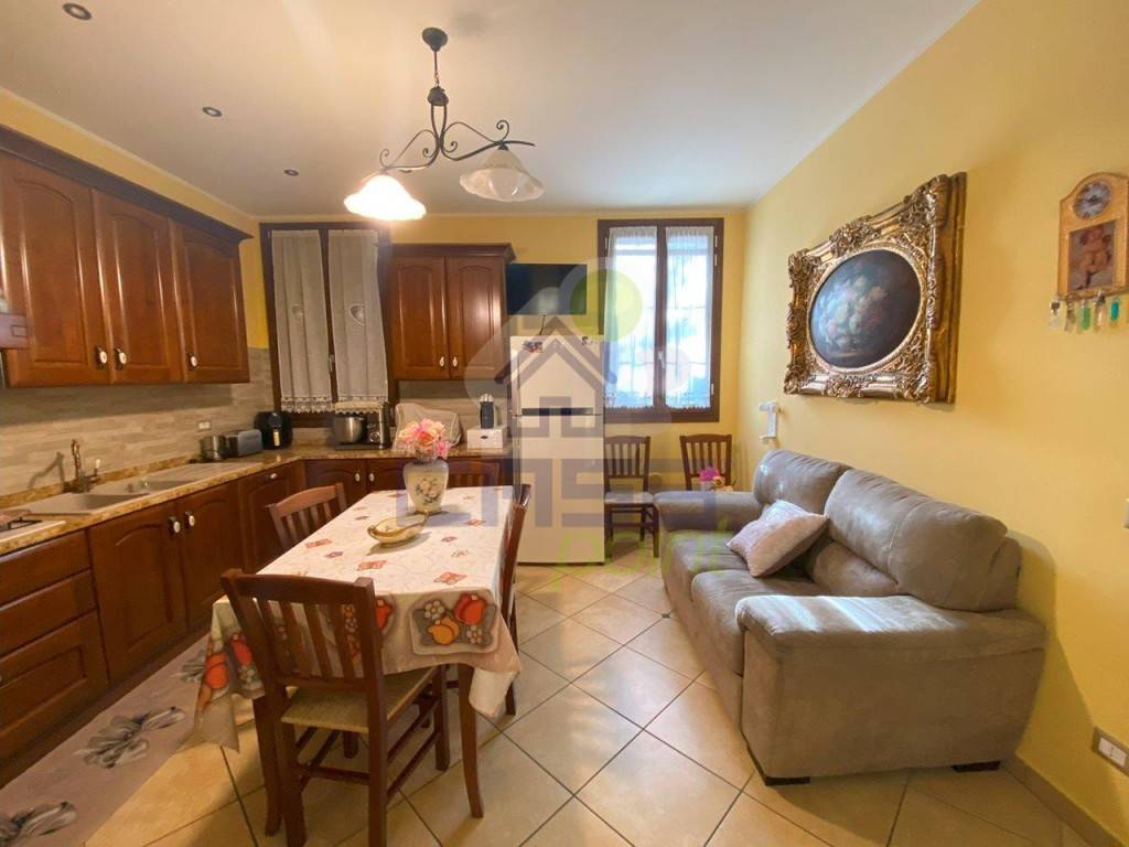 Casa indipendente a Gualtieri in strada provinciale 63 R - Foto 5