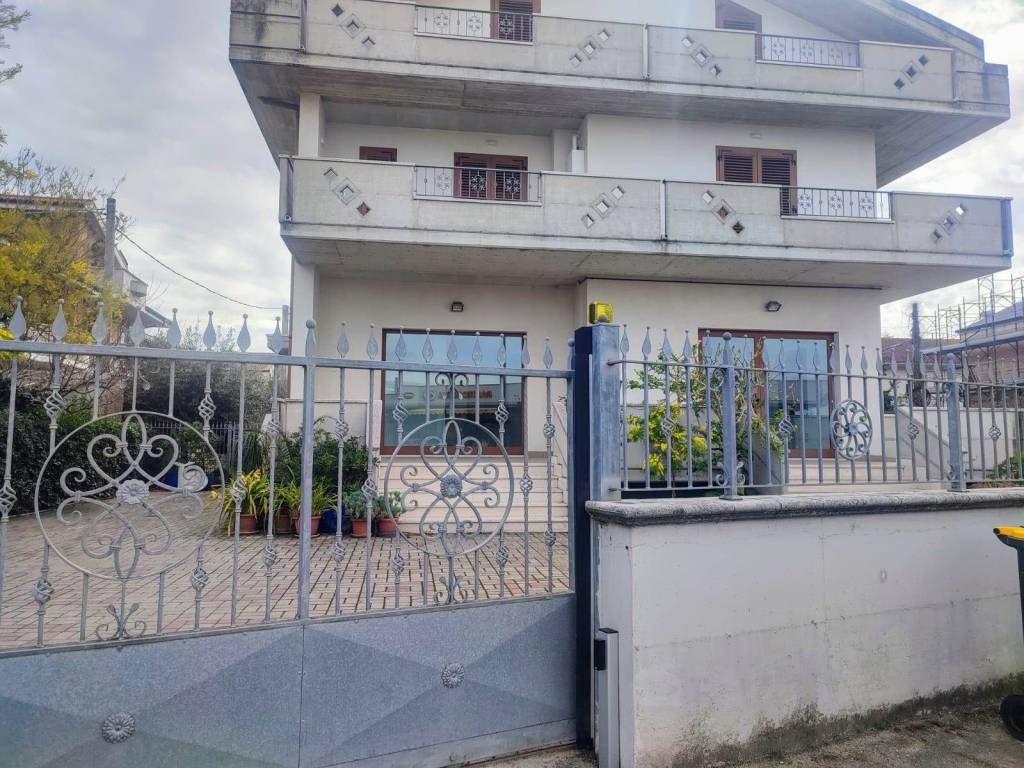 Immobile a Montesilvano in Via Vestina, 507 - Foto 2
