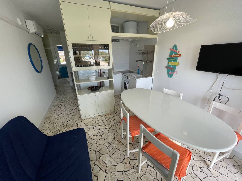 Appartamento a Comacchio in Viale Giovanni Pascoli, 37 - Foto 4