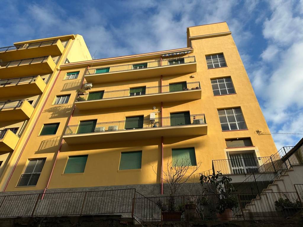 Appartamento a Reggio calabria in Via Santa Lucia al Parco, 12 - Foto 3