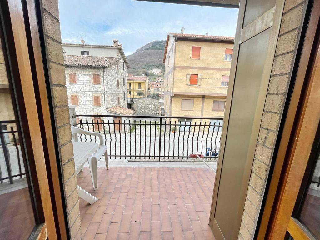 Appartamento a Gubbio in Via Madonna del Ponte, 21 - Foto 4
