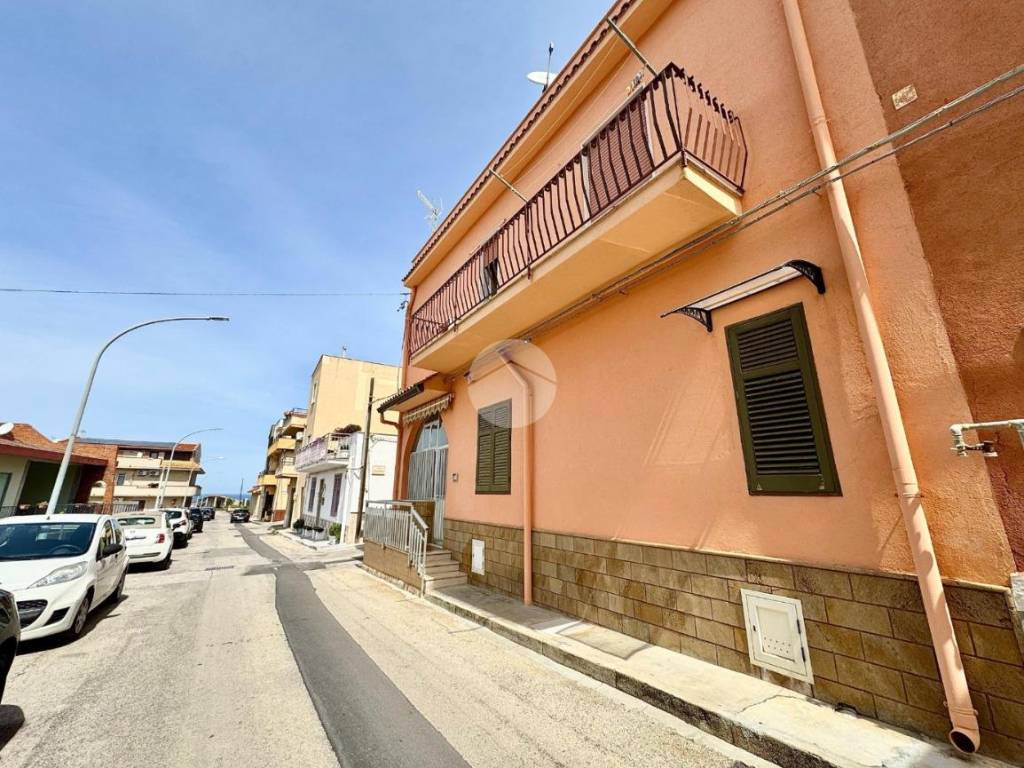Appartamento a Balestrate in Via Caltanisetta - Foto 4