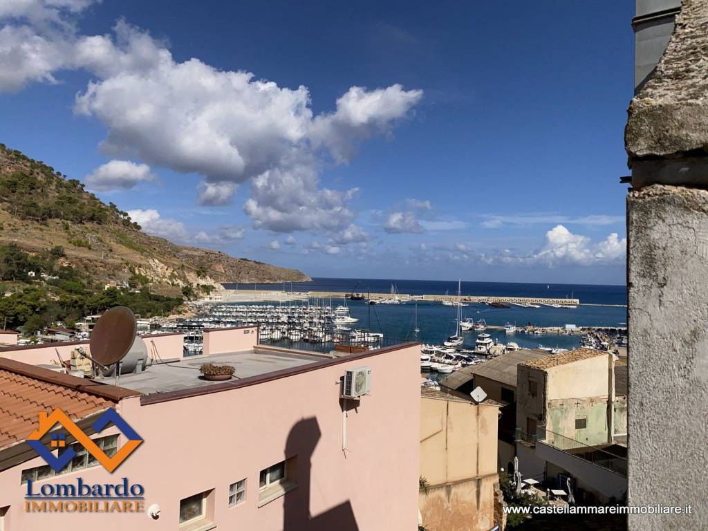 Appartamento a Castellammare del golfo in Via Giacomo Medici - Foto 2