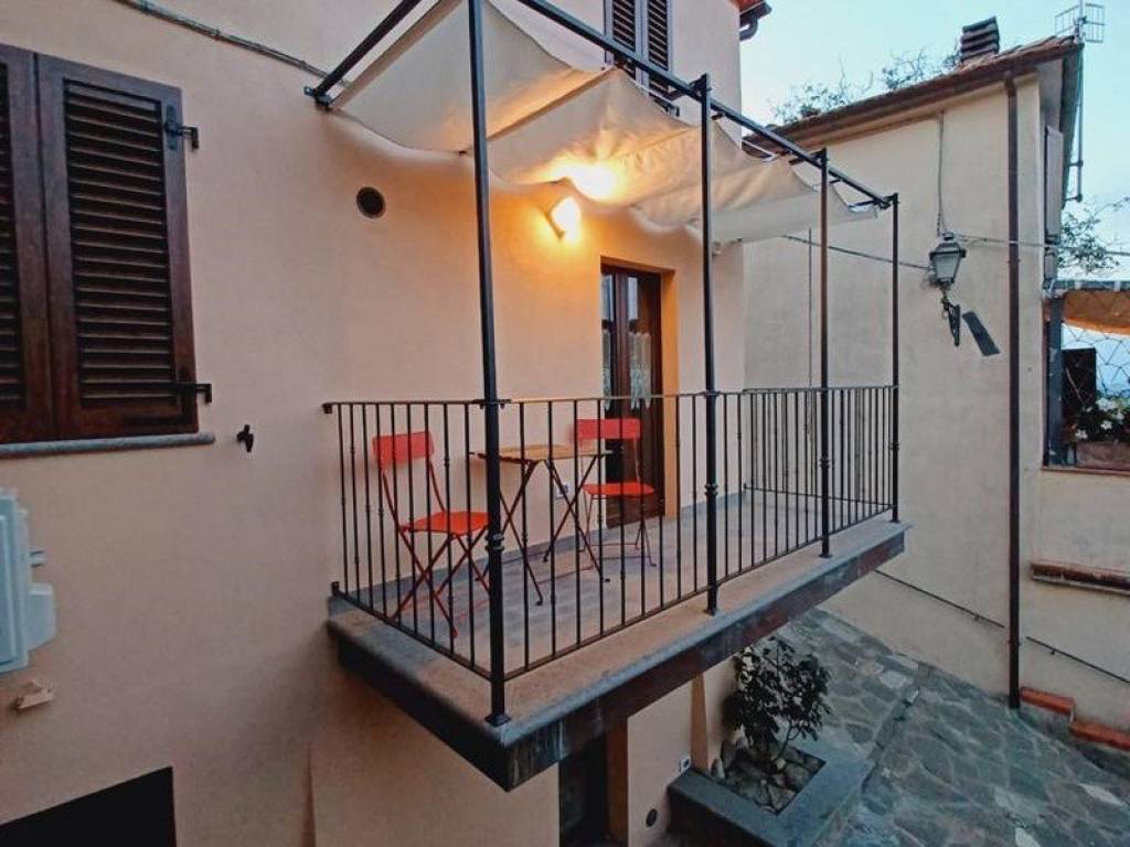 Casa indipendente a Arcidosso in Via Centrale - Foto 3