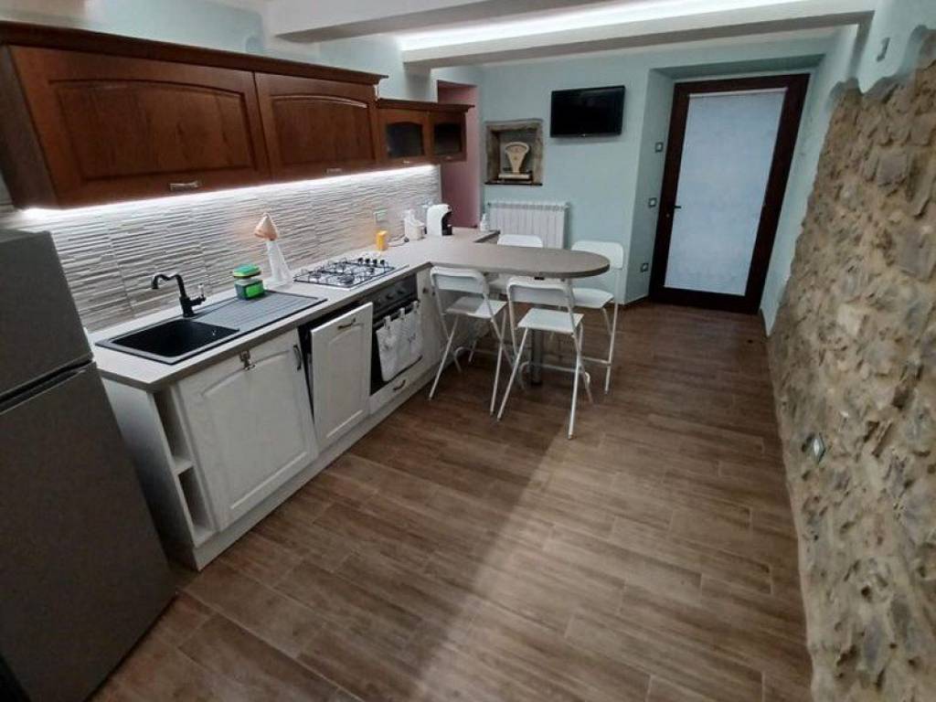 Casa indipendente a Arcidosso in Via Centrale - Foto 5