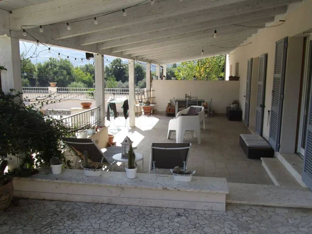 Villa a Ascoli piceno in Via Bella Valle S.N.C. - Foto 4