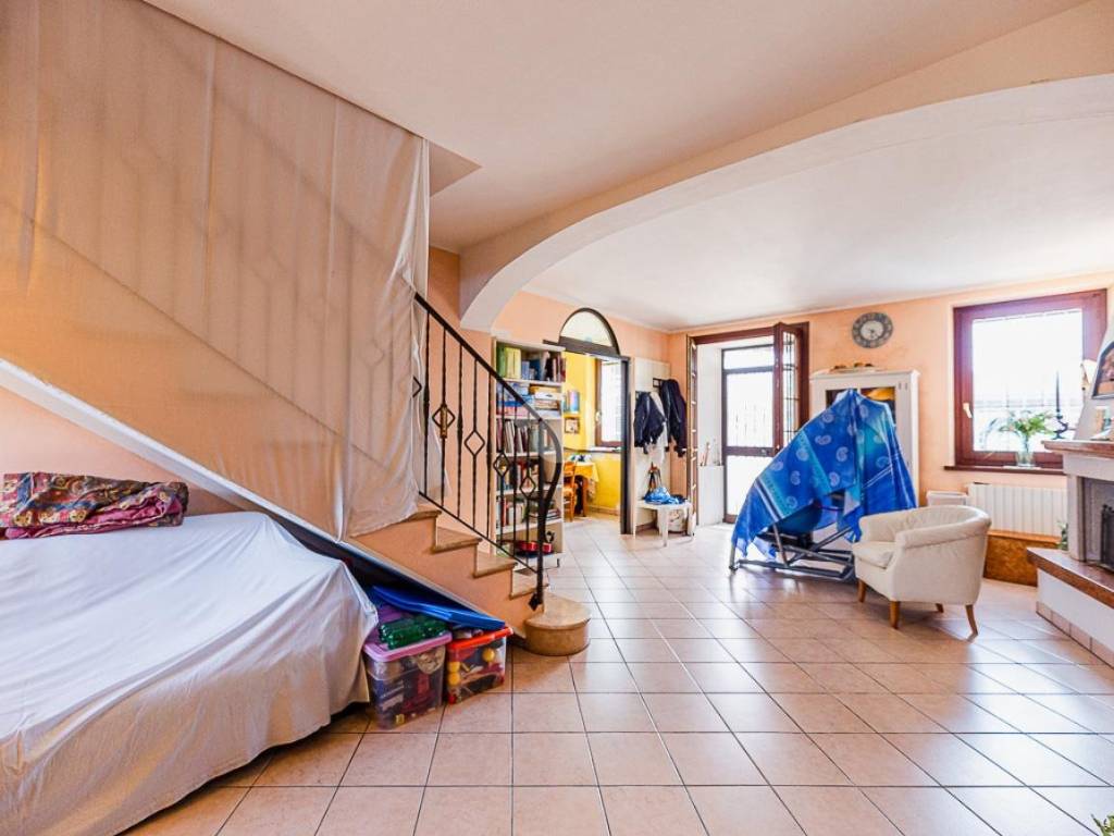 Rustico / casale a Nogarole rocca in Via Muri, 7 - Foto 4