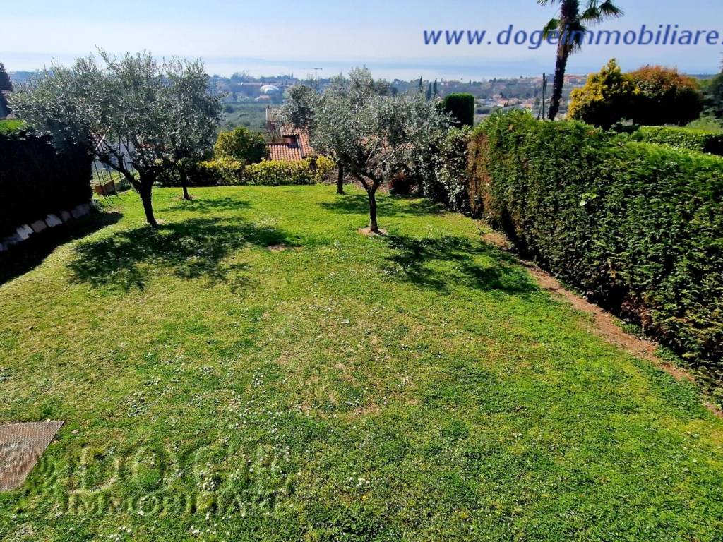 Villa a Bardolino in strada Val di Gazo - Foto 3
