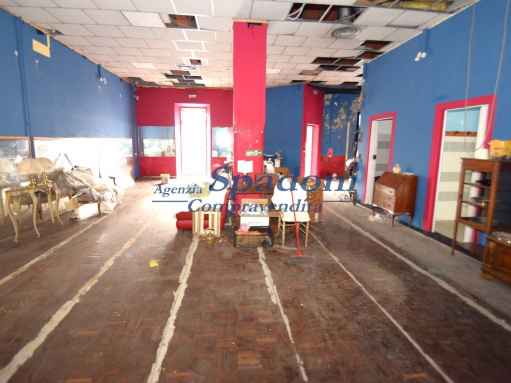 Immobile a Montecatini-terme in Via Ruggero Leoncavallo, 6 - Foto 2