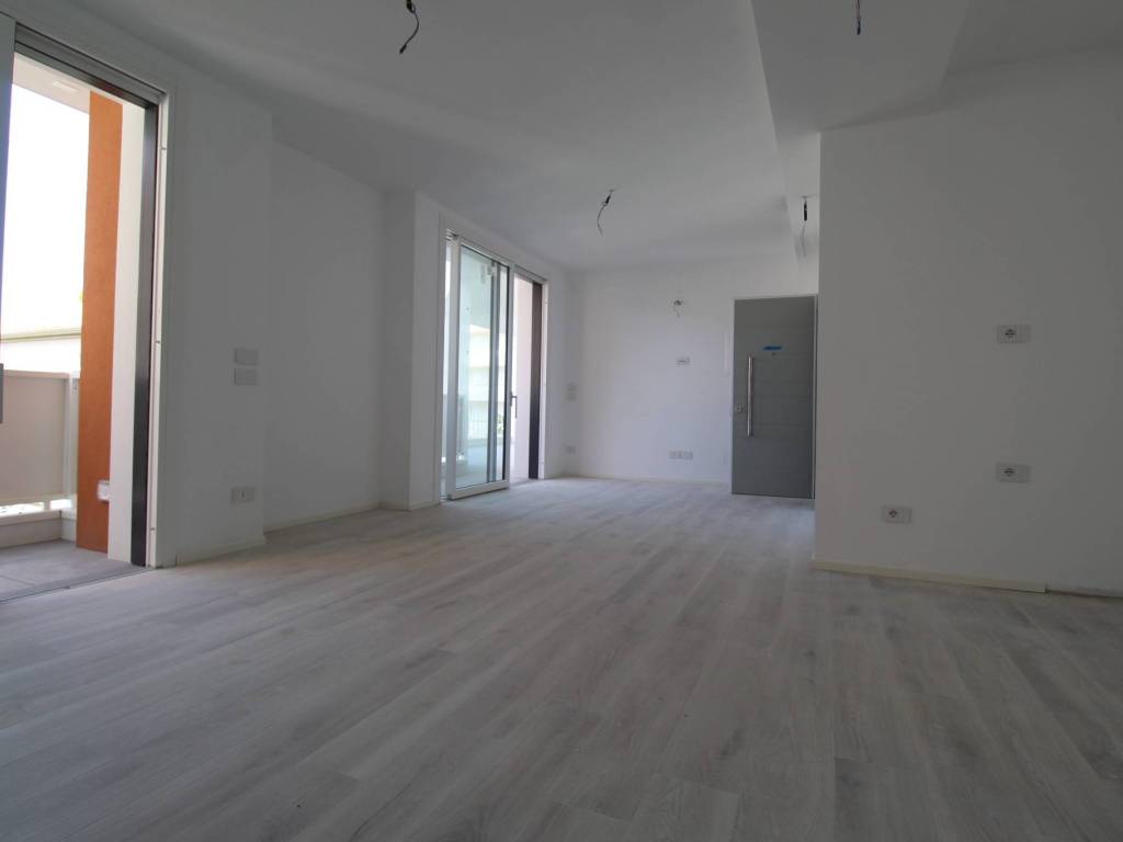Appartamento a Jesolo in Via Andrea Bafile Accesso al Mare 9 - Foto 5