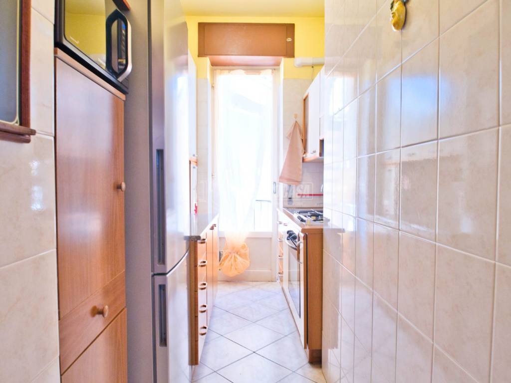 Appartamento a Novara in Via Gaggini - Foto 4