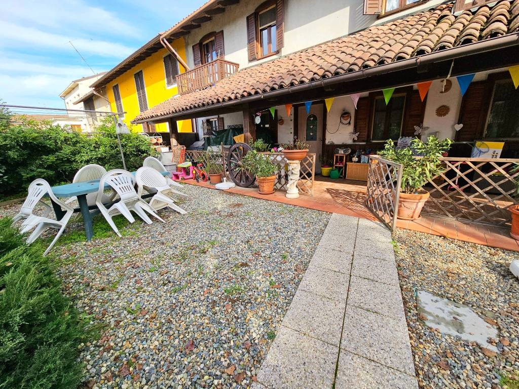 Villa a Motta de' conti in Via Gioacchino Deambrogio, 11 - Foto 4