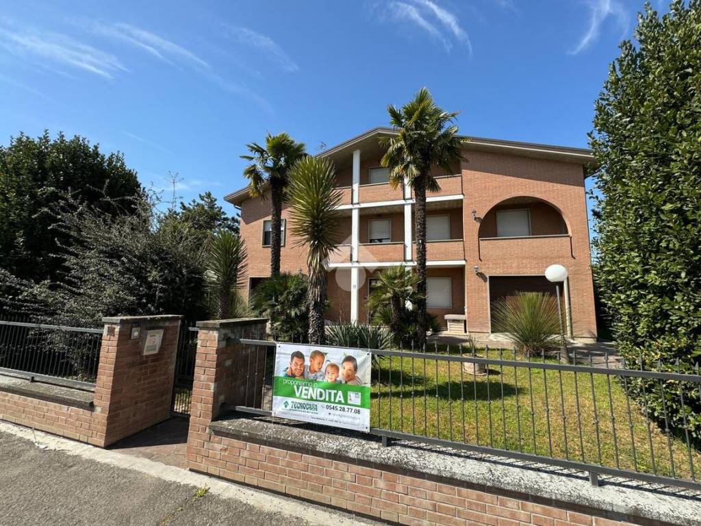 Casa indipendente a Conselice in Via Guglielmo Marconi, 30 - Foto 3