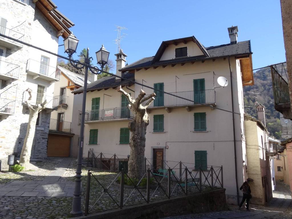 Casa indipendente a Malesco in Via San Gottardo - Foto 2