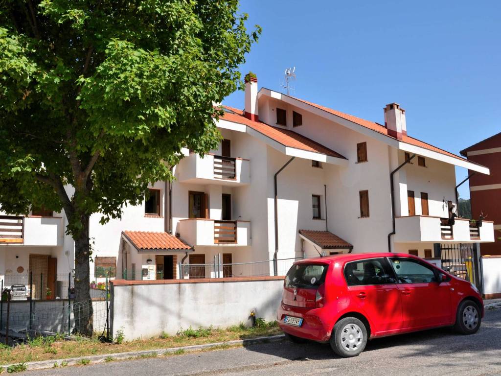 Appartamento a Ovindoli in Via del Ceraso - Foto 2