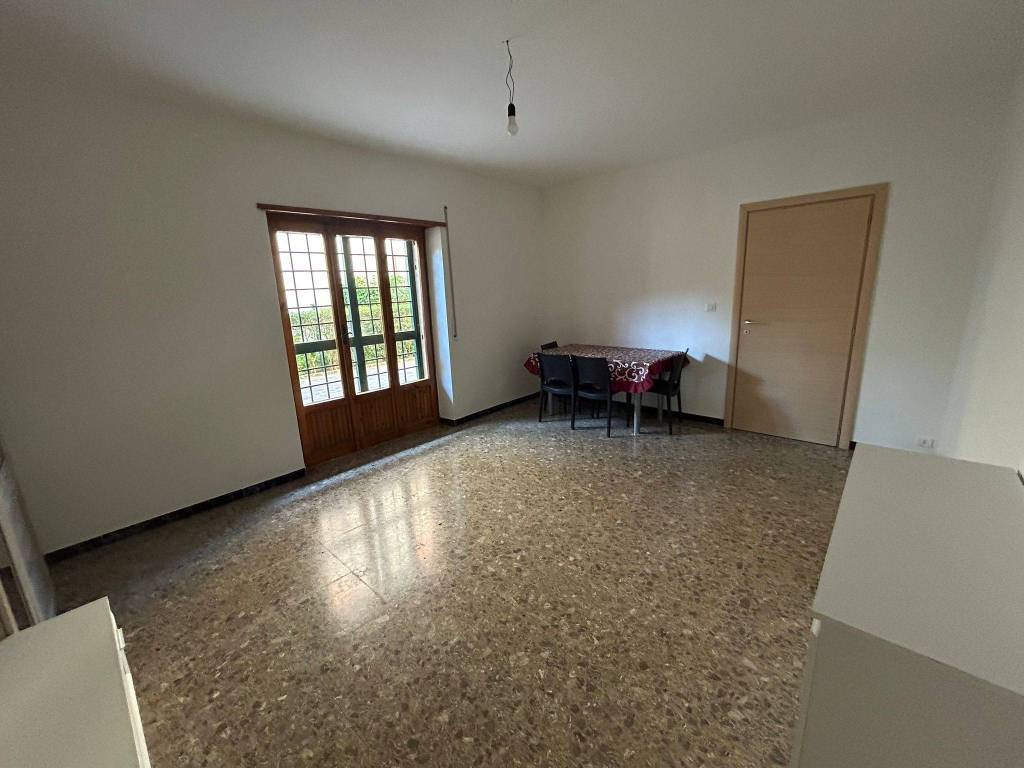Appartamento a Aprilia in Via Lazio - Foto 5