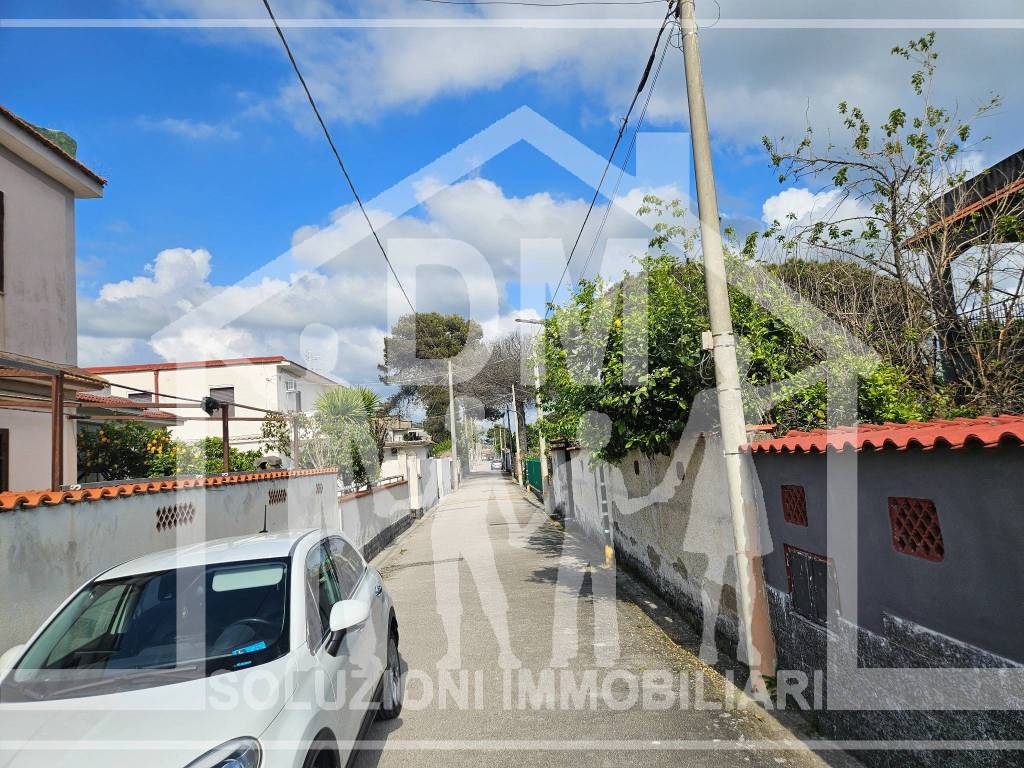 Villa a Castel volturno in Viale Fiume Biferno - Foto 3