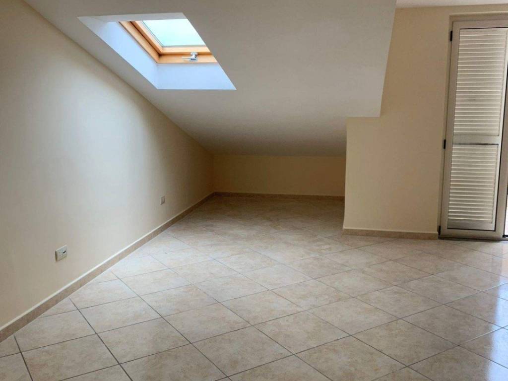 Attico / mansarda a Casapulla in Via Pietro Musone - Foto 4