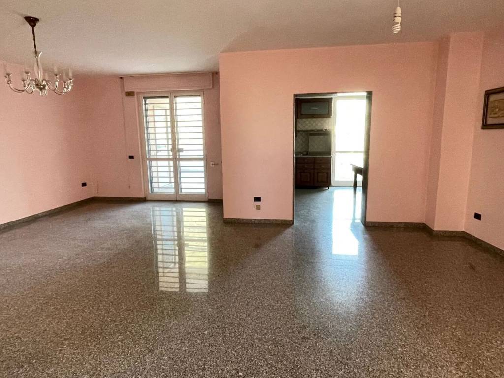 Appartamento a Capurso in Via Papa Paolo Vi - Foto 3