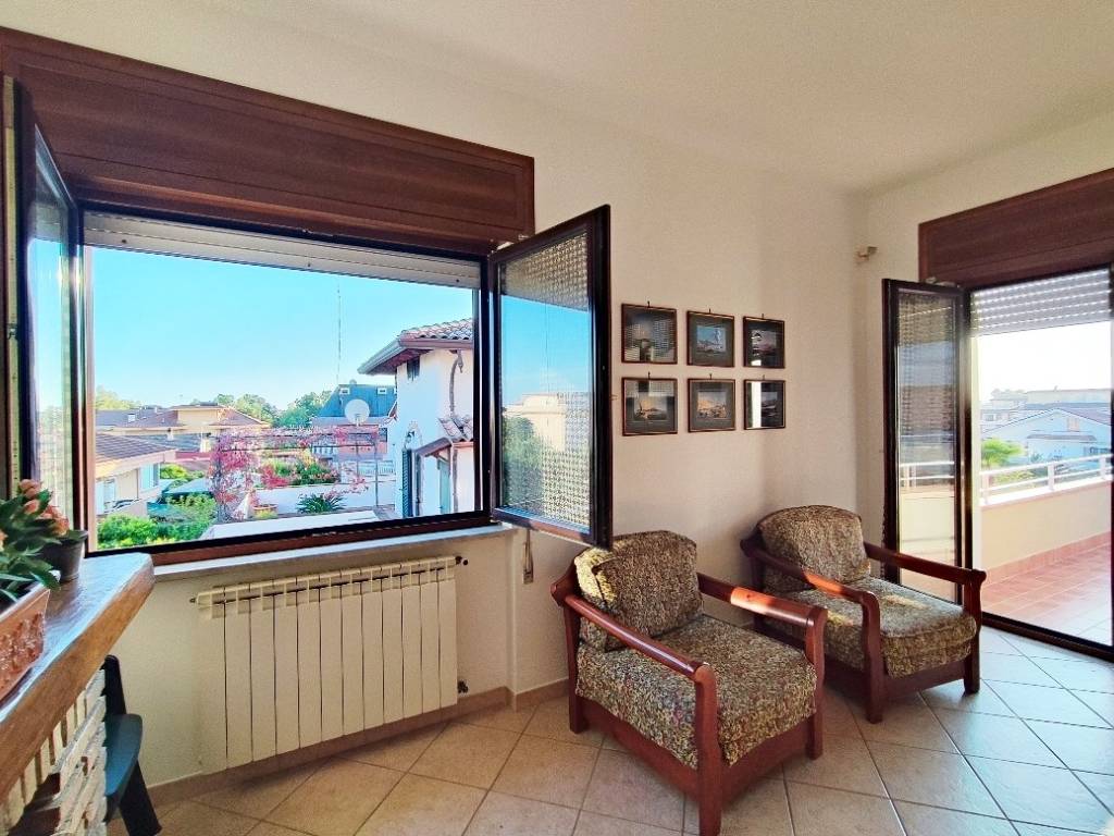 Appartamento a Formia in Via Tazio Nuvolari - Foto 2