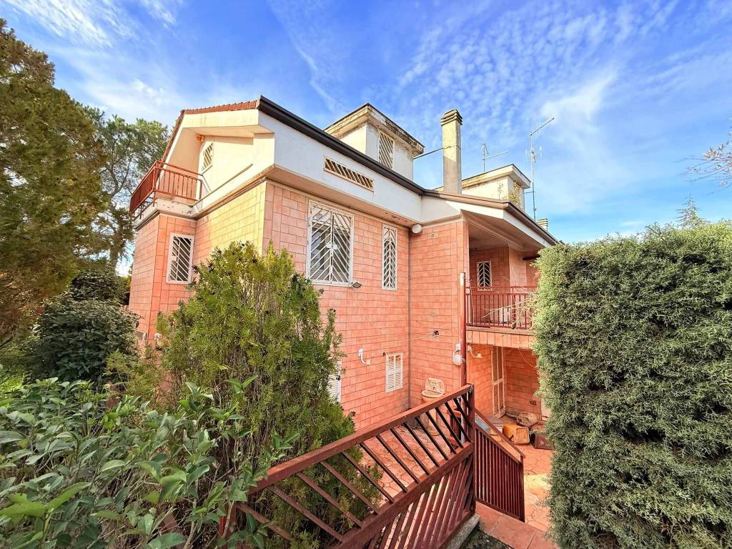 Villa a Cassano delle murge in Contrada Fra Diavolo - Foto 4