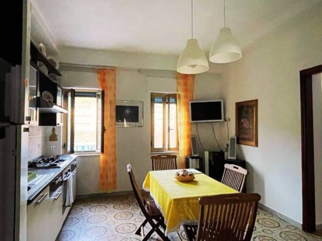 Appartamento a Cetraro in Via Francesco Pirrino, 6 - Foto 4