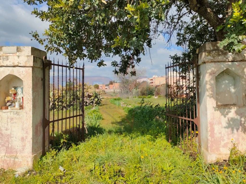 Villa a Parabita in Strada Vicinale Vecchia Collepasso Matino - Foto 2