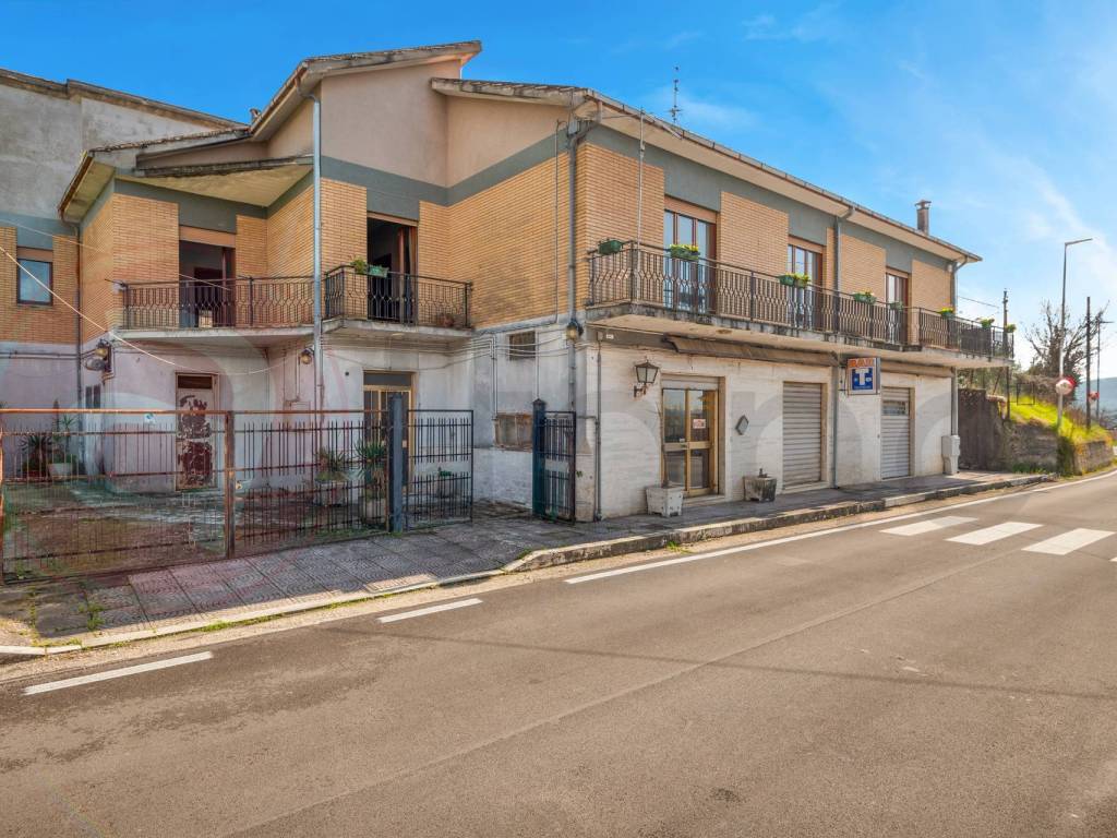 Casa indipendente a Isola del liri in Via Capitino, 50 - Foto 2