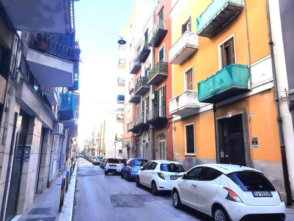 Appartamento a Bari in Via Sigismondo Castromediano - Foto 3