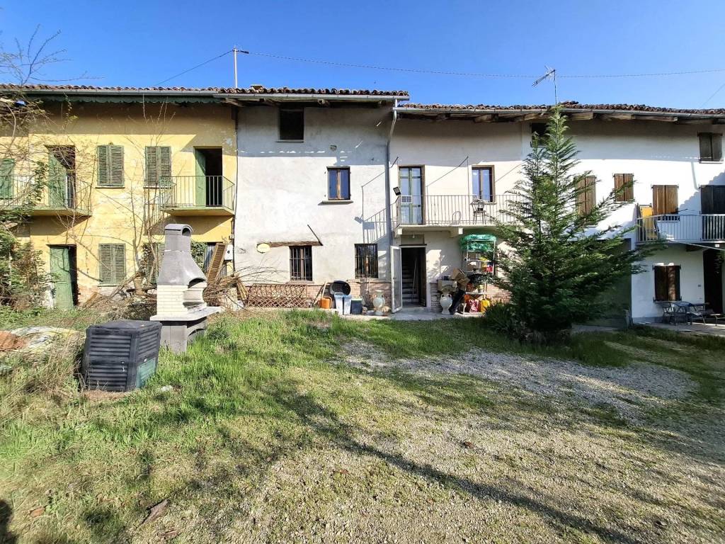 Appartamento a Castellinaldo d'alba in Castellinaldo - Foto 2