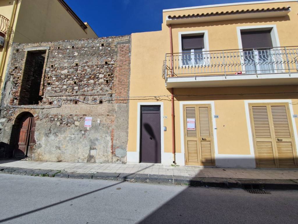 Appartamento a Milazzo in Via Policastrelli - Foto 2