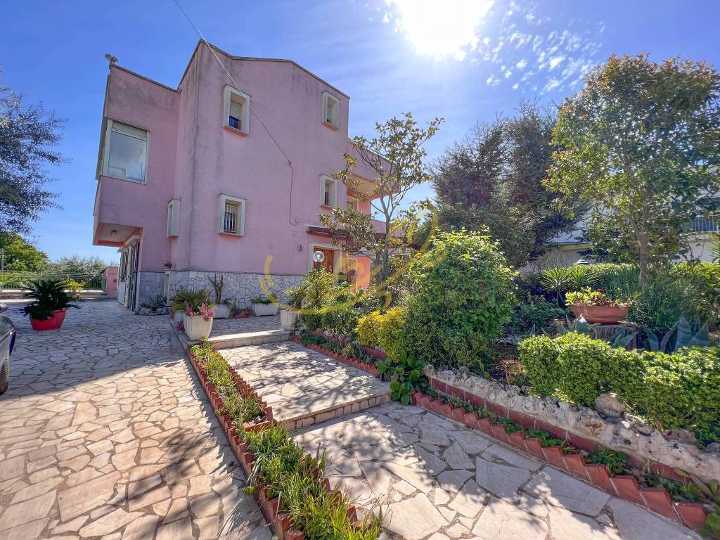 Villa a Castellana grotte in S. C. Gelso Rosso - Foto 4