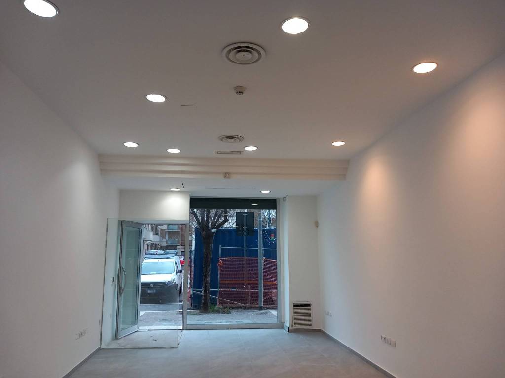 Immobile a Pesaro in Piazzale degli Innocenti - Foto 2