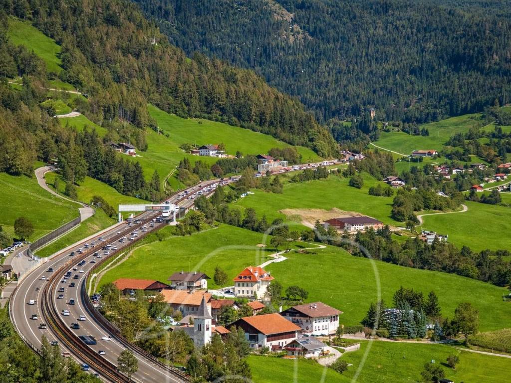 Palazzo / stabile a Brennero in Brennero - Foto 2