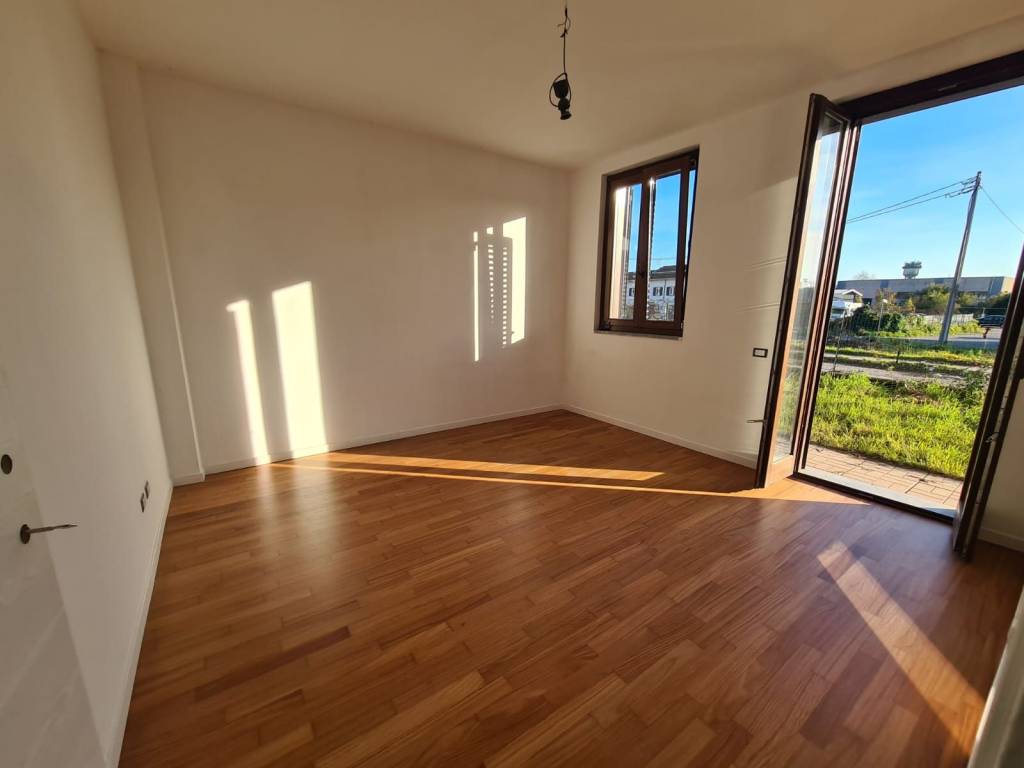 Appartamento a Tradate in Via Carlo Rossini - Foto 5