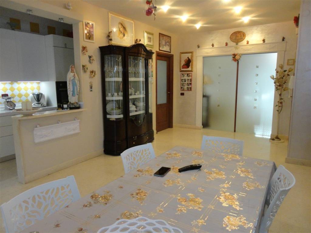 Appartamento a Foggia in Viale Luigi Pinto, 5 - Foto 4