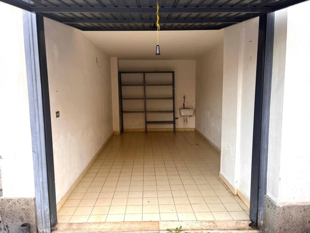 Box / garage a Pescara in Via Silvio Spaventa - Foto 2