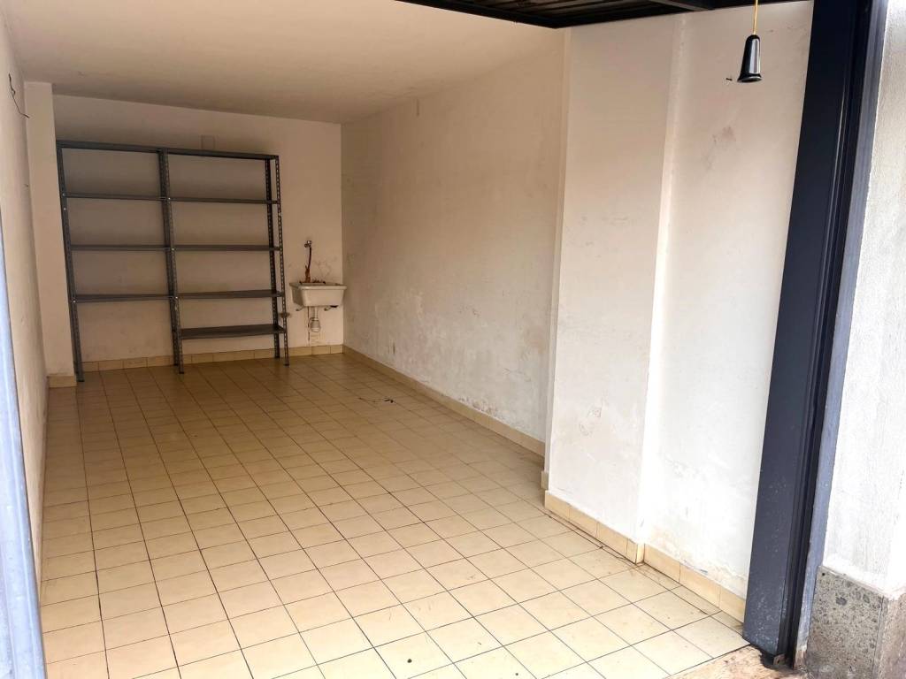Box / garage a Pescara in Via Silvio Spaventa - Foto 5