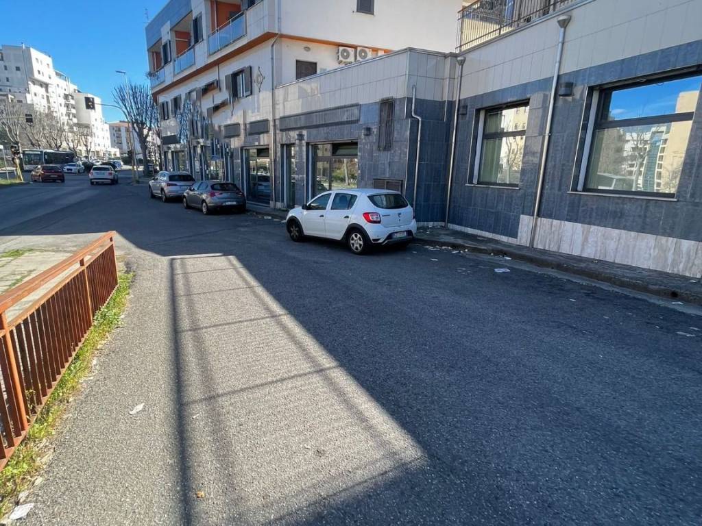 Immobile a Cosenza in Viale Paolo Borsellino - Foto 3