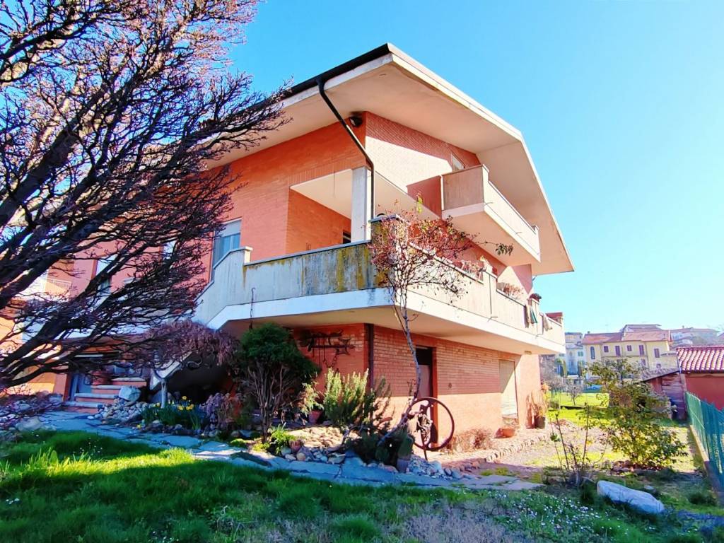 Villa a Brusnengo in Via Giulio Pastore, 23 - Foto 2