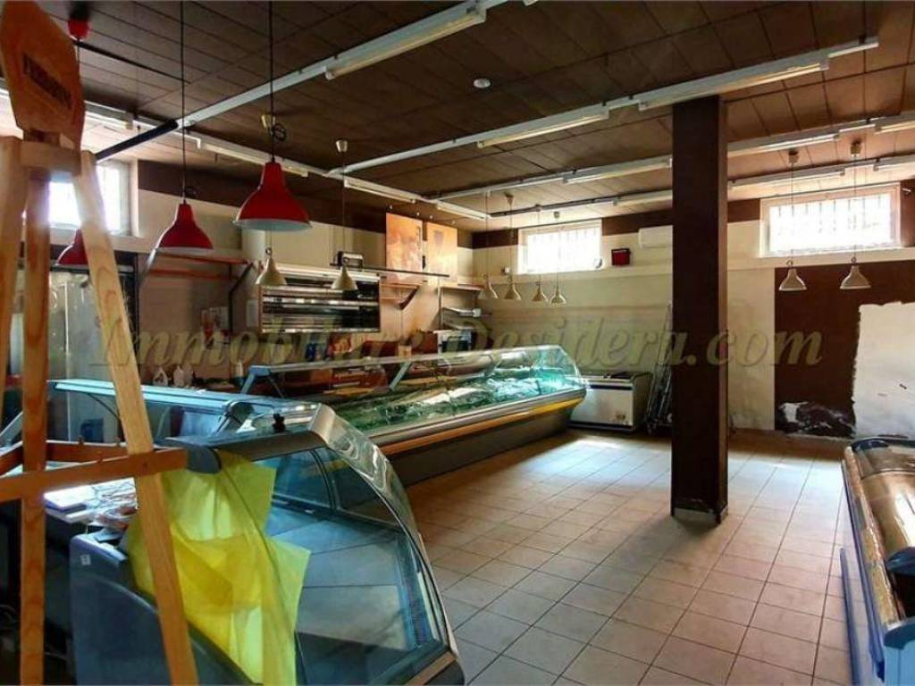 Immobile a Varallo pombia in Piazza Risorgimento, 3 - Foto 4