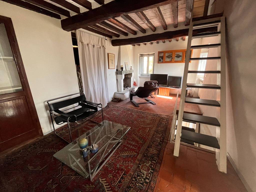 Casa indipendente a Pietrasanta in Via Vitoio - Foto 5
