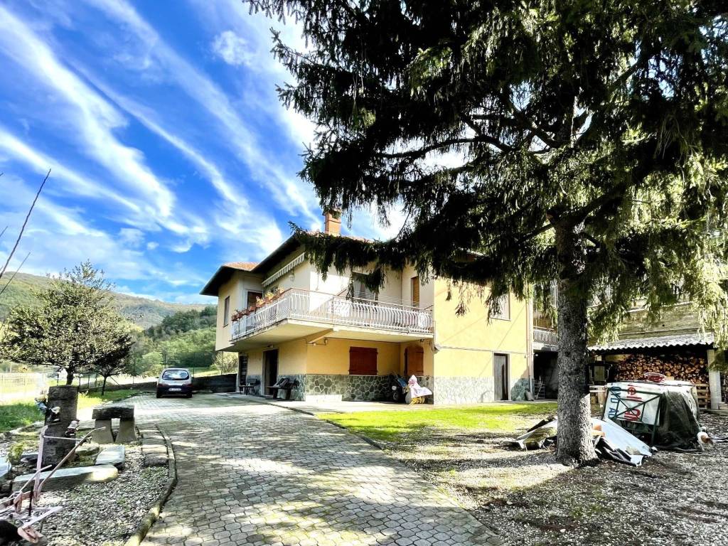 Casa indipendente a Isola del cantone in Via Nazionale - Foto 4