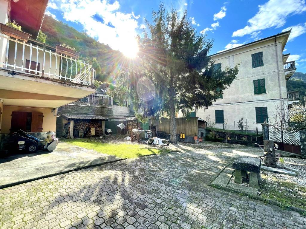 Casa indipendente a Isola del cantone in Via Nazionale - Foto 5