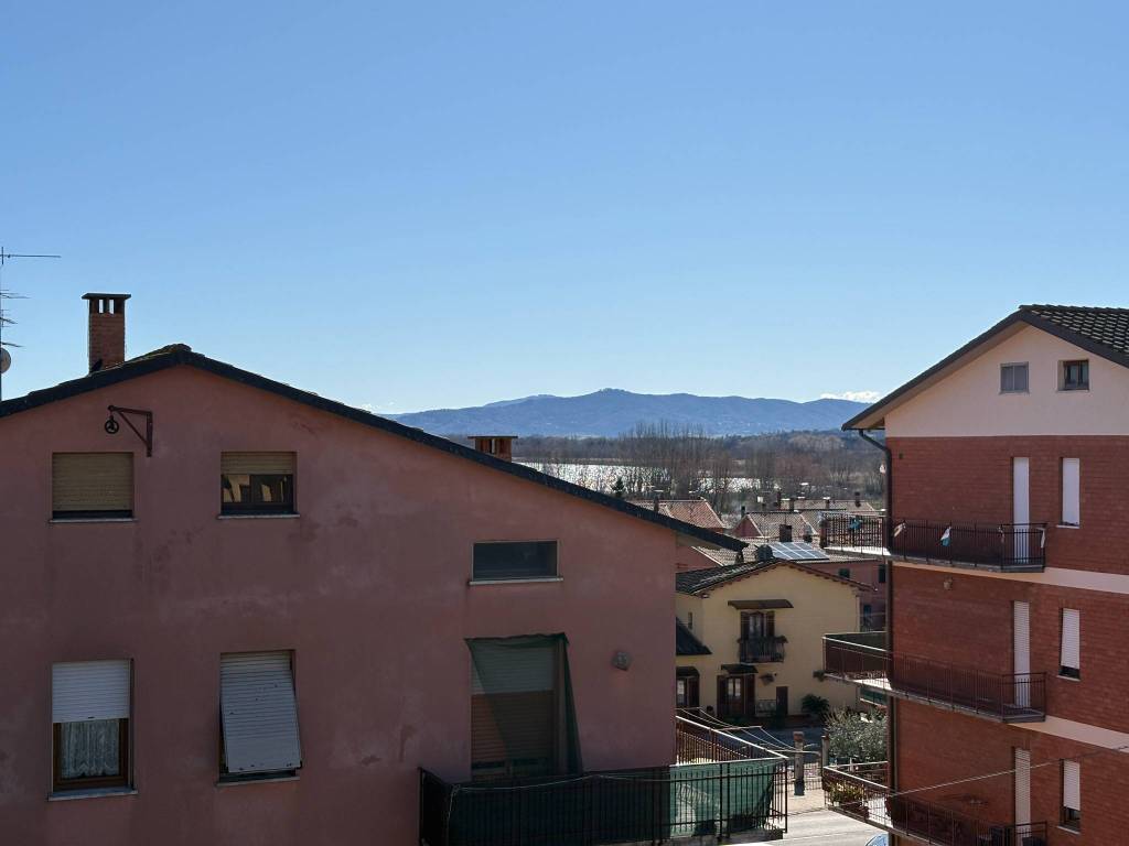 Appartamento a Castiglione del lago in Via Trento - Foto 4