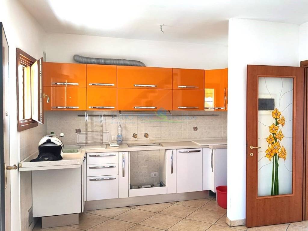 Appartamento a Monsummano terme in Via Francesco Crispi - Foto 3