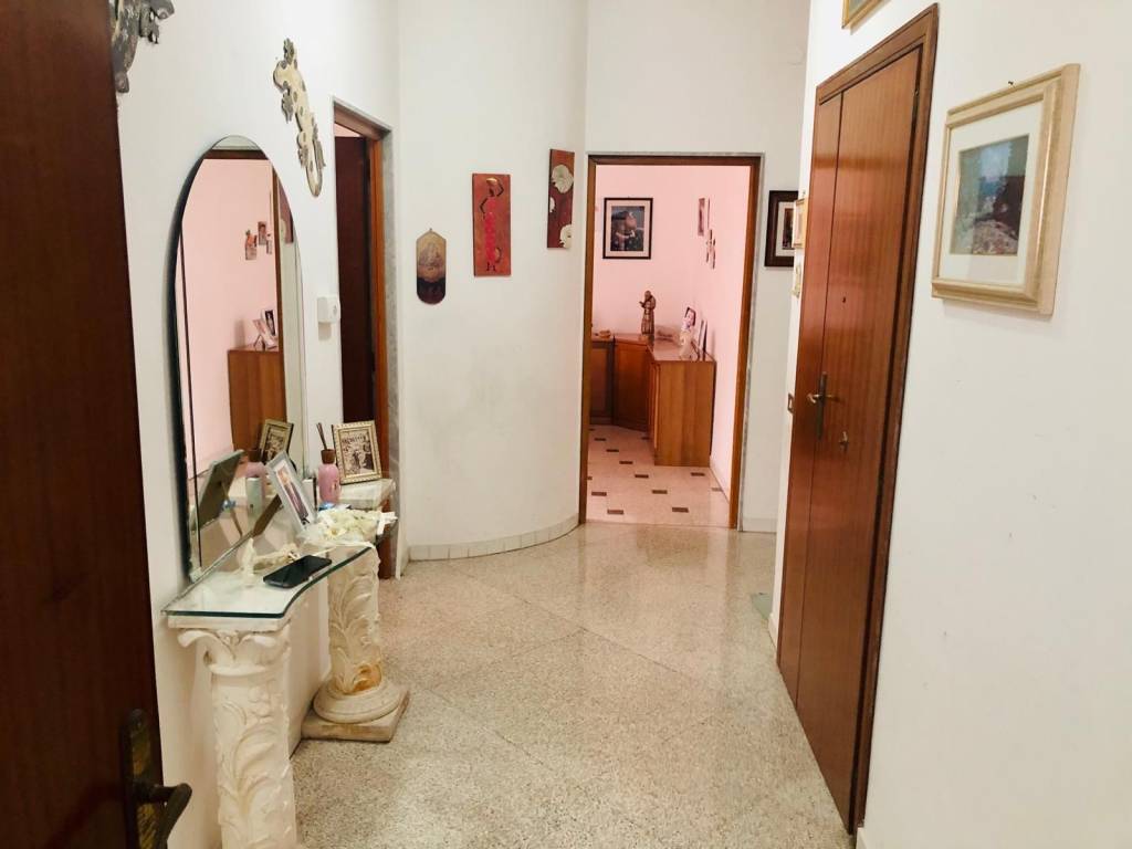 Appartamento a Capurso in Via Pietro Nenni - Foto 2