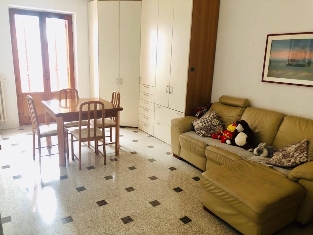 Appartamento a Capurso in Via Pietro Nenni - Foto 4