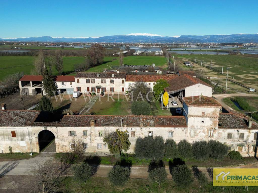 Rustico / casale a Buttapietra in Via Brognoligo - Foto 2